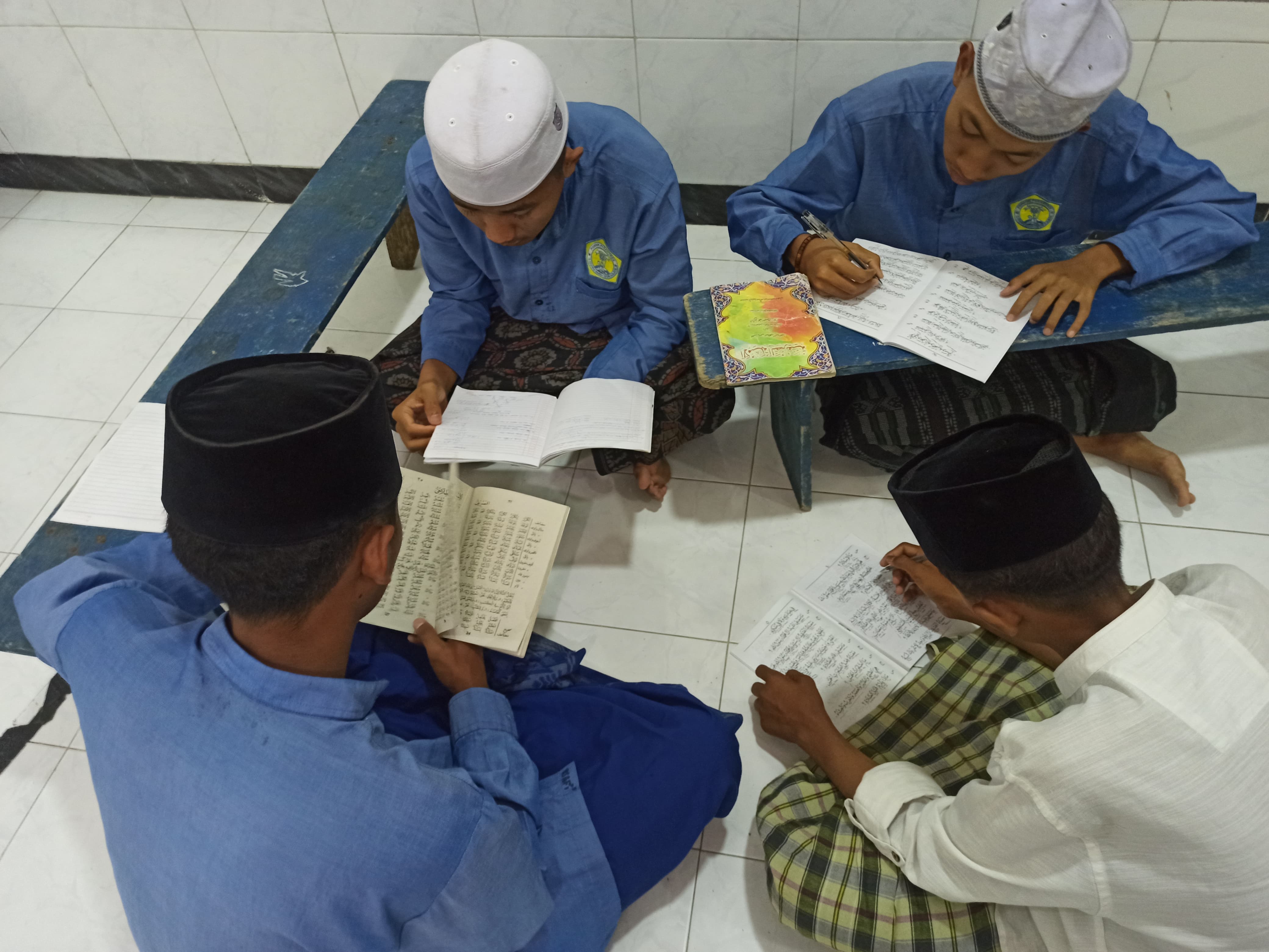 Proses Belajar Santri Putra, Pondok Pesantren Yanabi Ul'Ulum Wal hikam